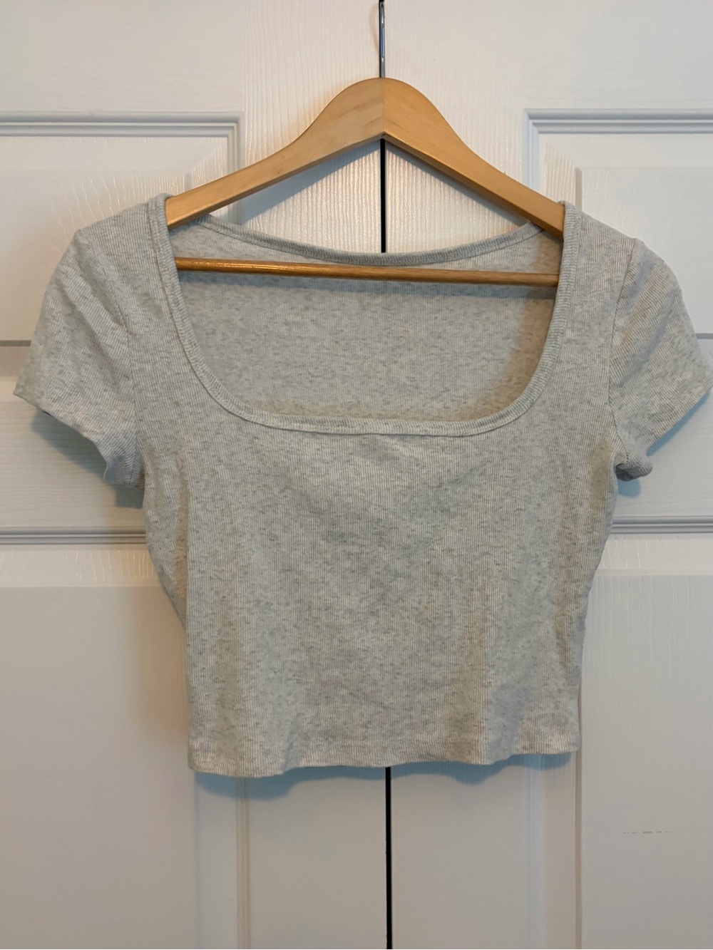 Women's Square Neck Crop Top - Light Heather Gray